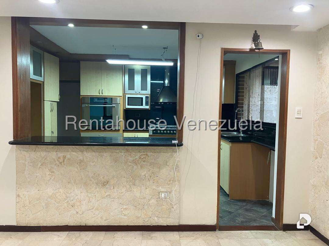 Casa en Colinas de Bello Monte, Caracas – 11
