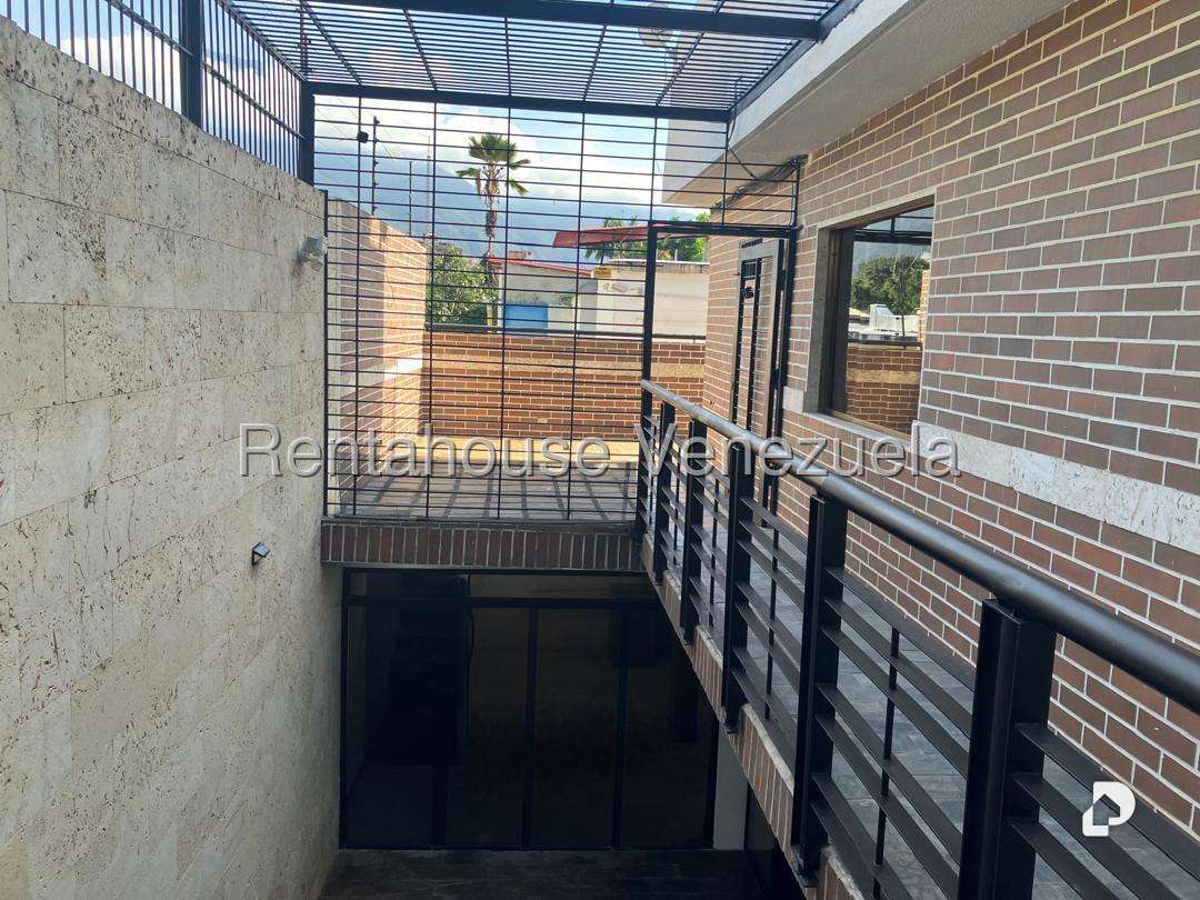 Casa en Colinas de Bello Monte, Caracas – 36