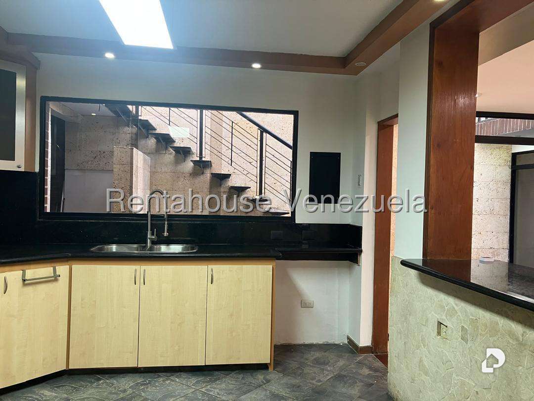 Casa en Colinas de Bello Monte, Caracas – 13