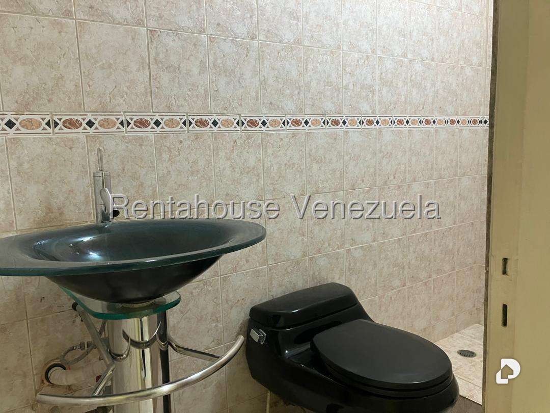 Casa en Colinas de Bello Monte, Caracas – 33