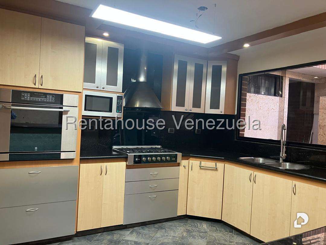 Casa en Colinas de Bello Monte, Caracas – 12