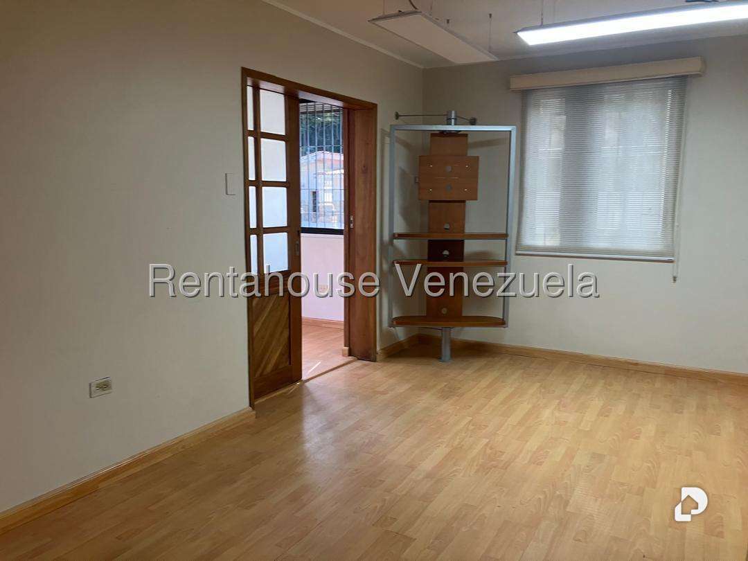 Casa en Colinas de Bello Monte, Caracas – 23
