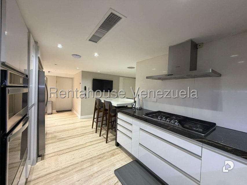 Apartamento en Campo Alegre, Caracas – 8