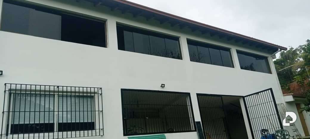House in La Lagunita, Caracas – 2