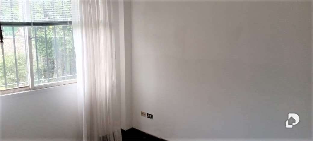 House in La Lagunita, Caracas – 13