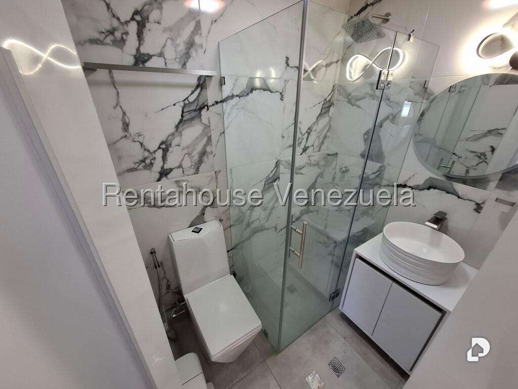 Apartamento en Campo Alegre, Caracas – 19