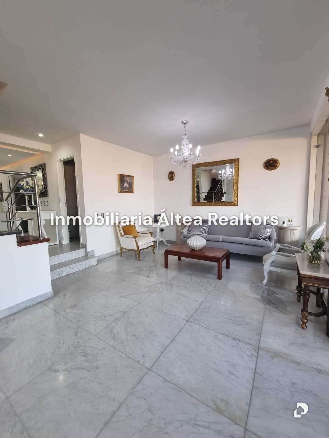 Casa en Alto Hatillo, Caracas – 15