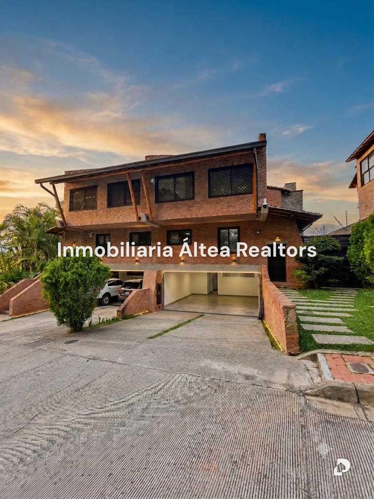 Casa en Alto Hatillo, Caracas – 1