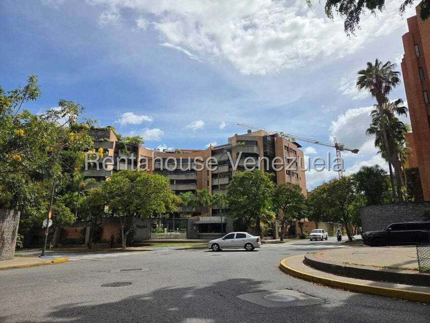 Apartamento en Campo Alegre, Caracas - 1