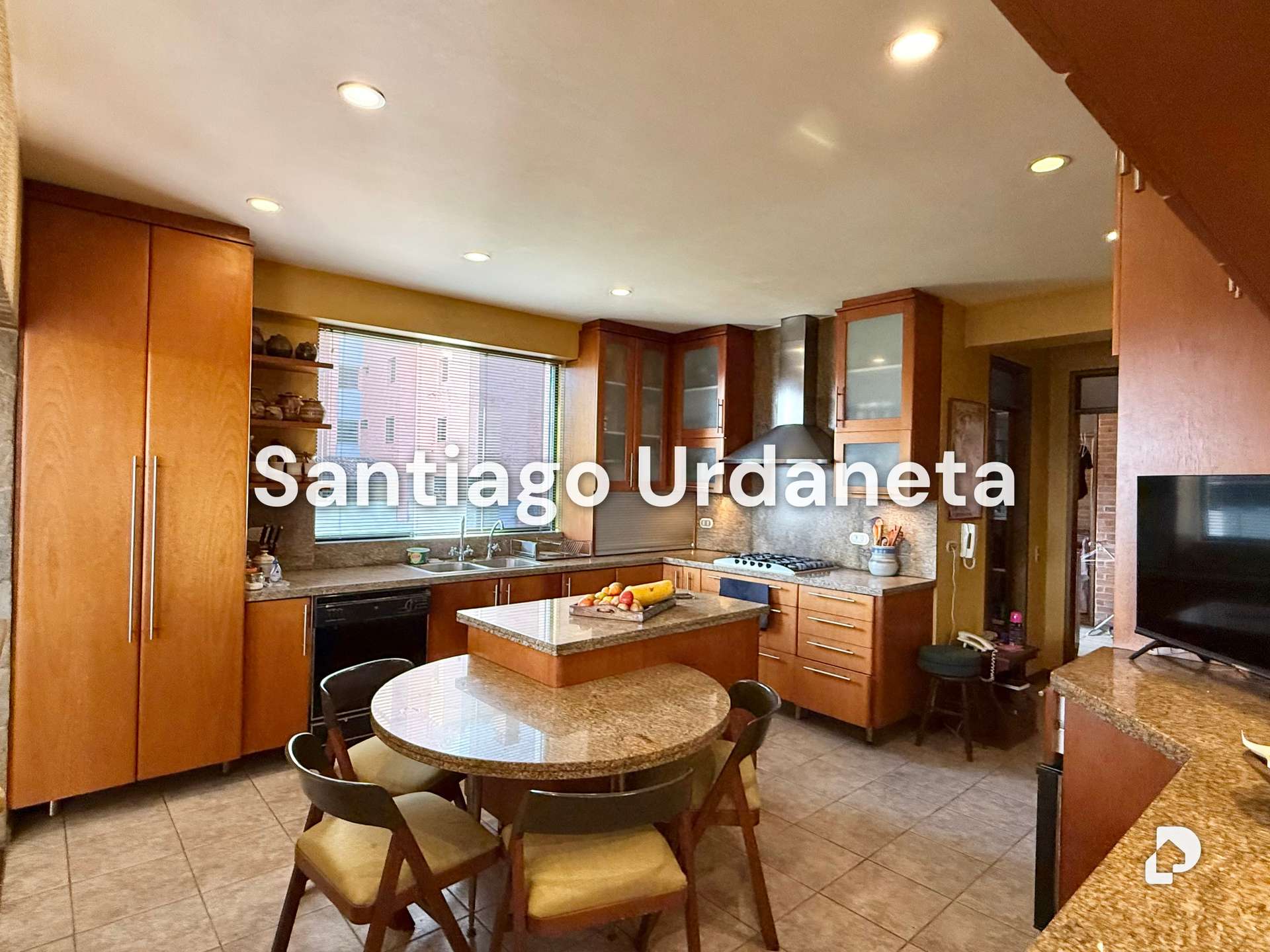 Apartamento en Urb. Miranda, Caracas – 21