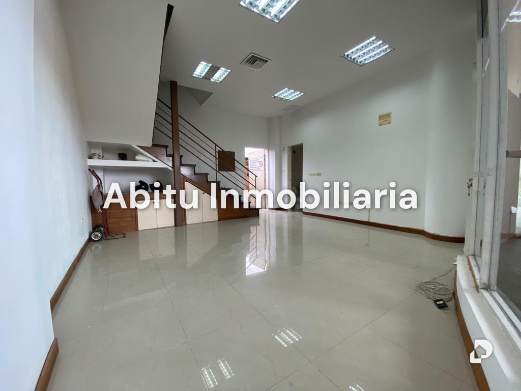 Commercial space in Los Robles, Margarita (sureste) – 4