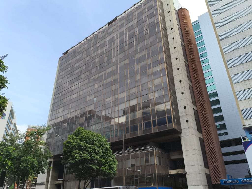 Oficina en El Rosal, Caracas - 1