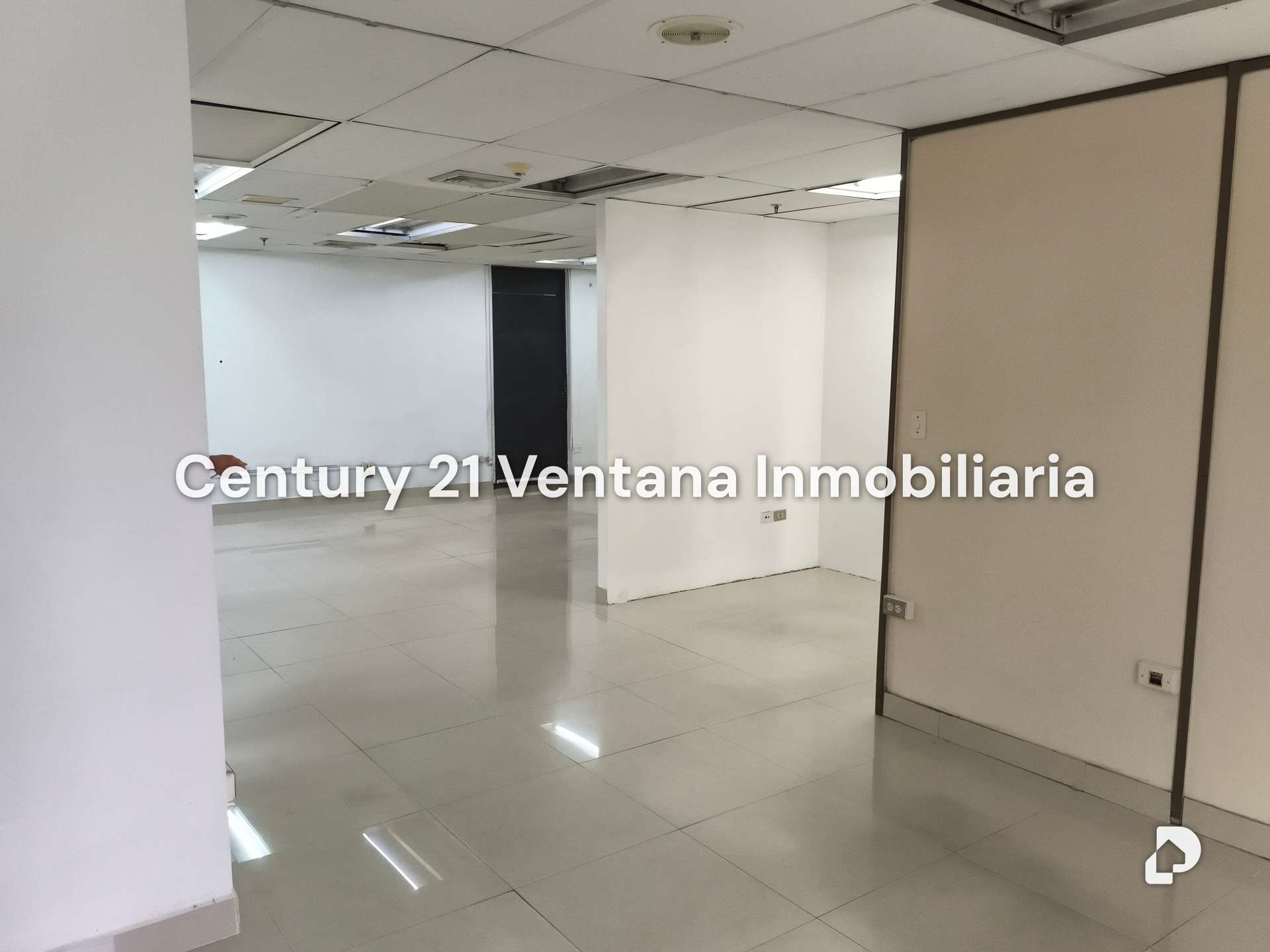 Oficina en El Rosal, Caracas – 23