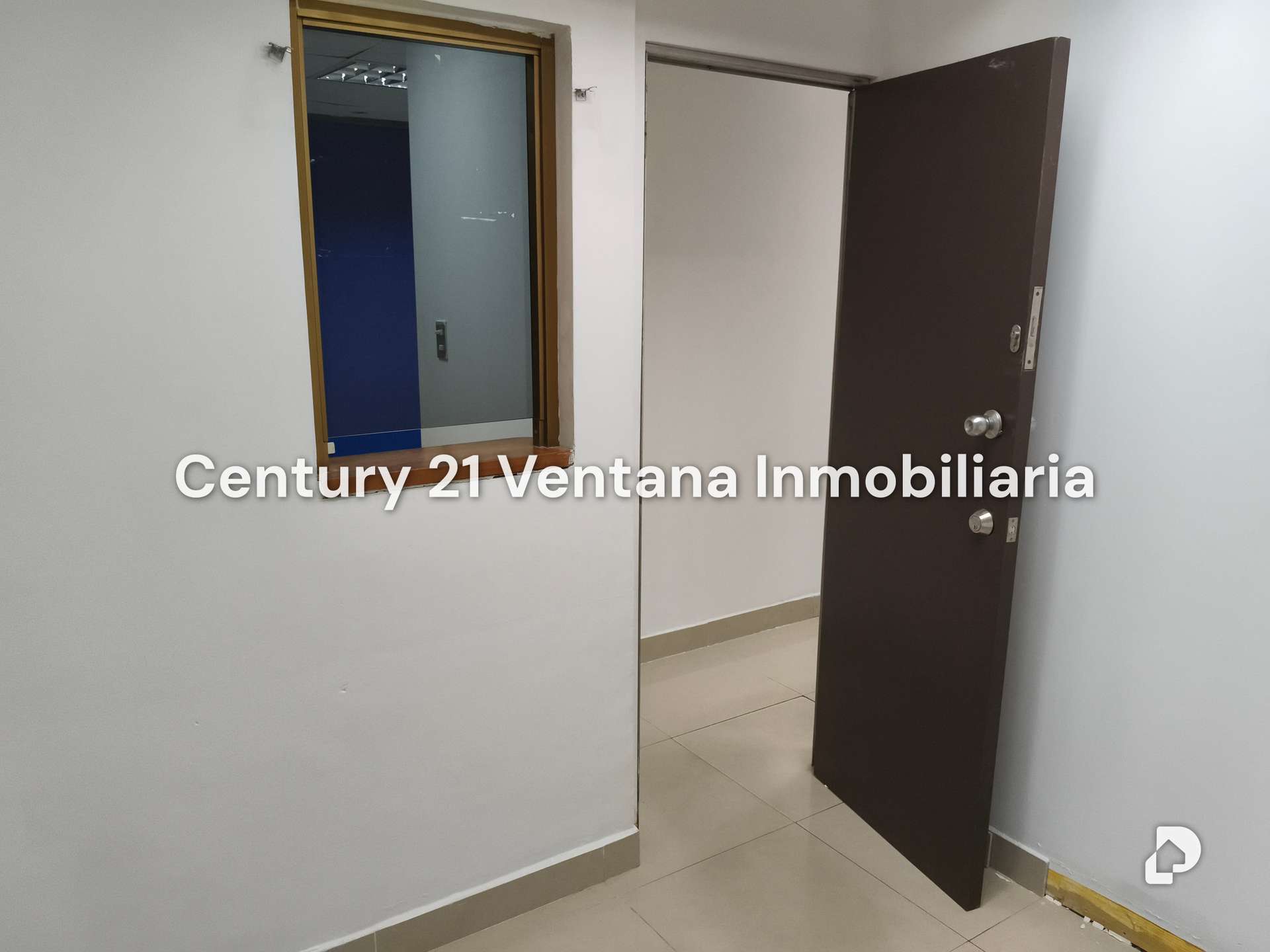 Oficina en El Rosal, Caracas – 17