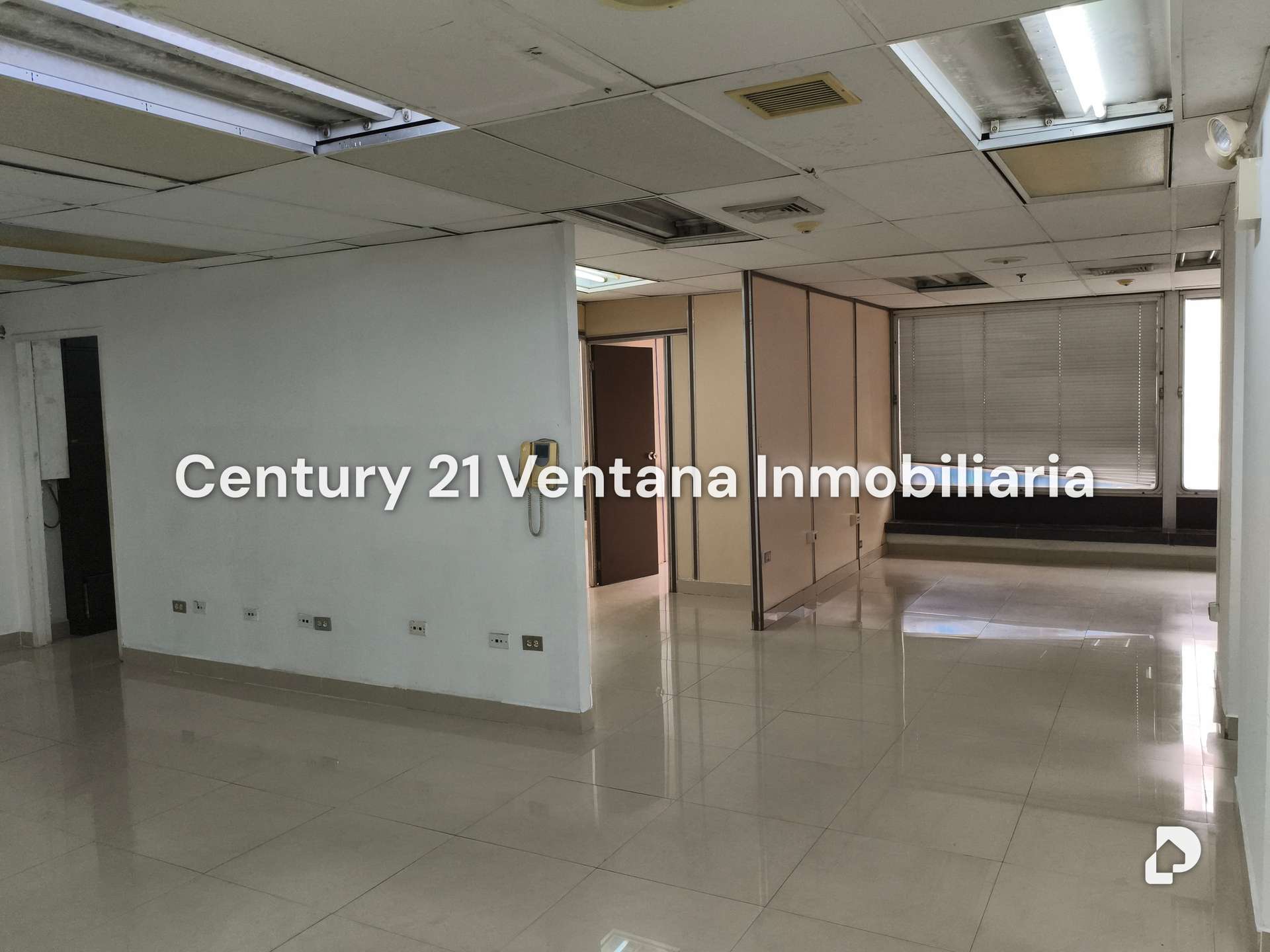 Oficina en El Rosal, Caracas – 25