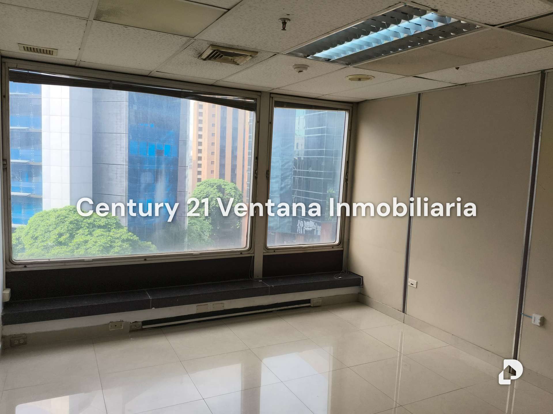 Oficina en El Rosal, Caracas – 14