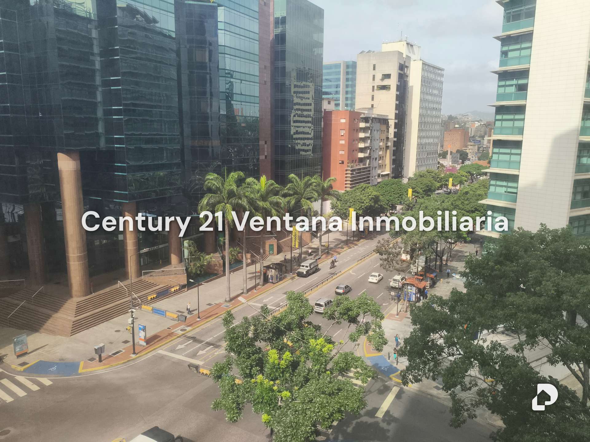 Oficina en El Rosal, Caracas – 18