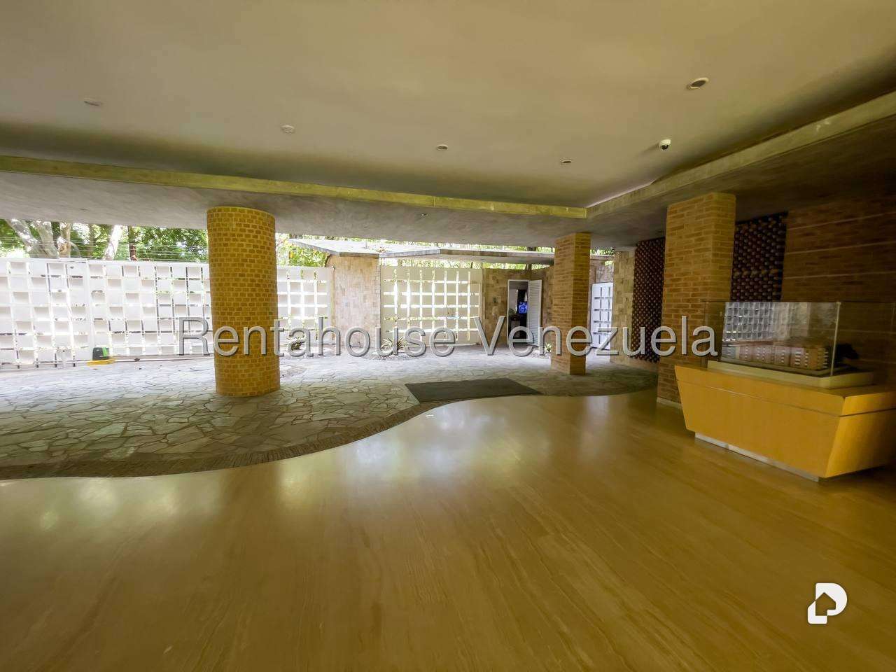 Apartamento en Campo Alegre, Caracas – 27