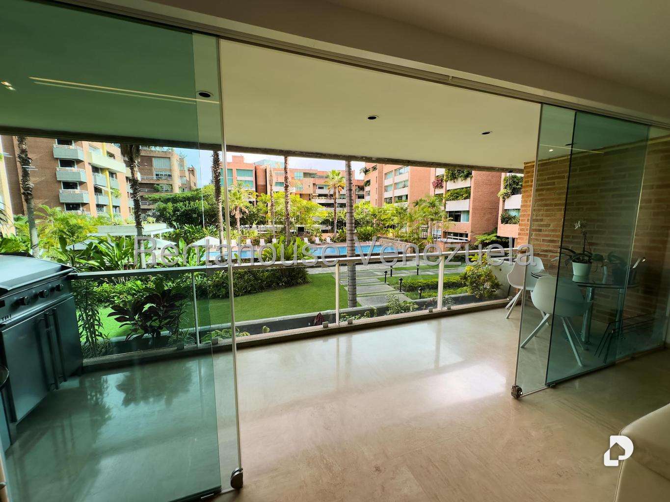 Apartamento en Campo Alegre, Caracas – 10