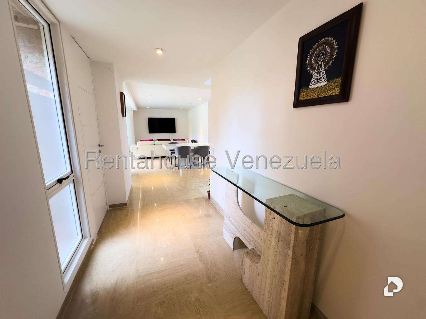 Apartamento en Campo Alegre, Caracas – 23