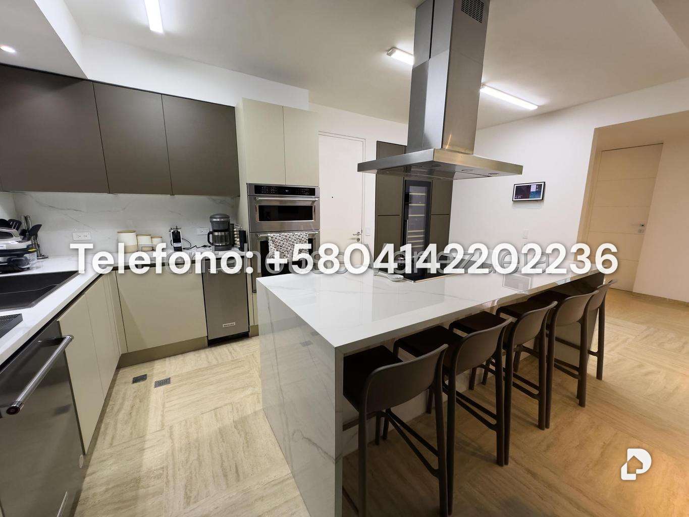 Apartamento en Campo Alegre, Caracas – 13