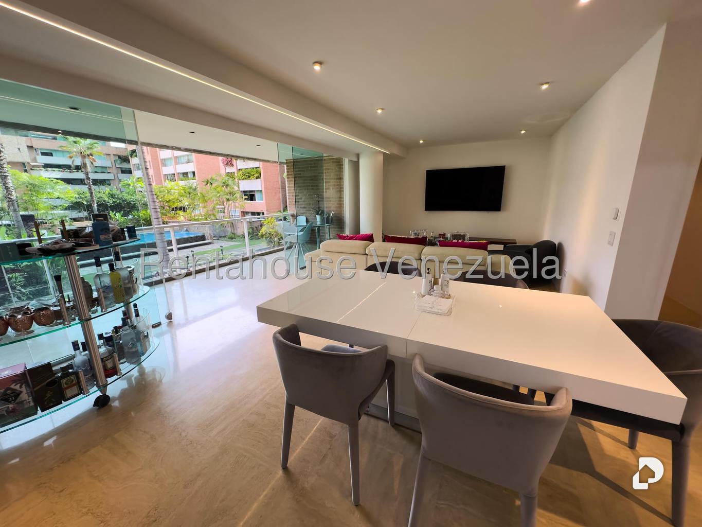 Apartamento en Campo Alegre, Caracas – 2