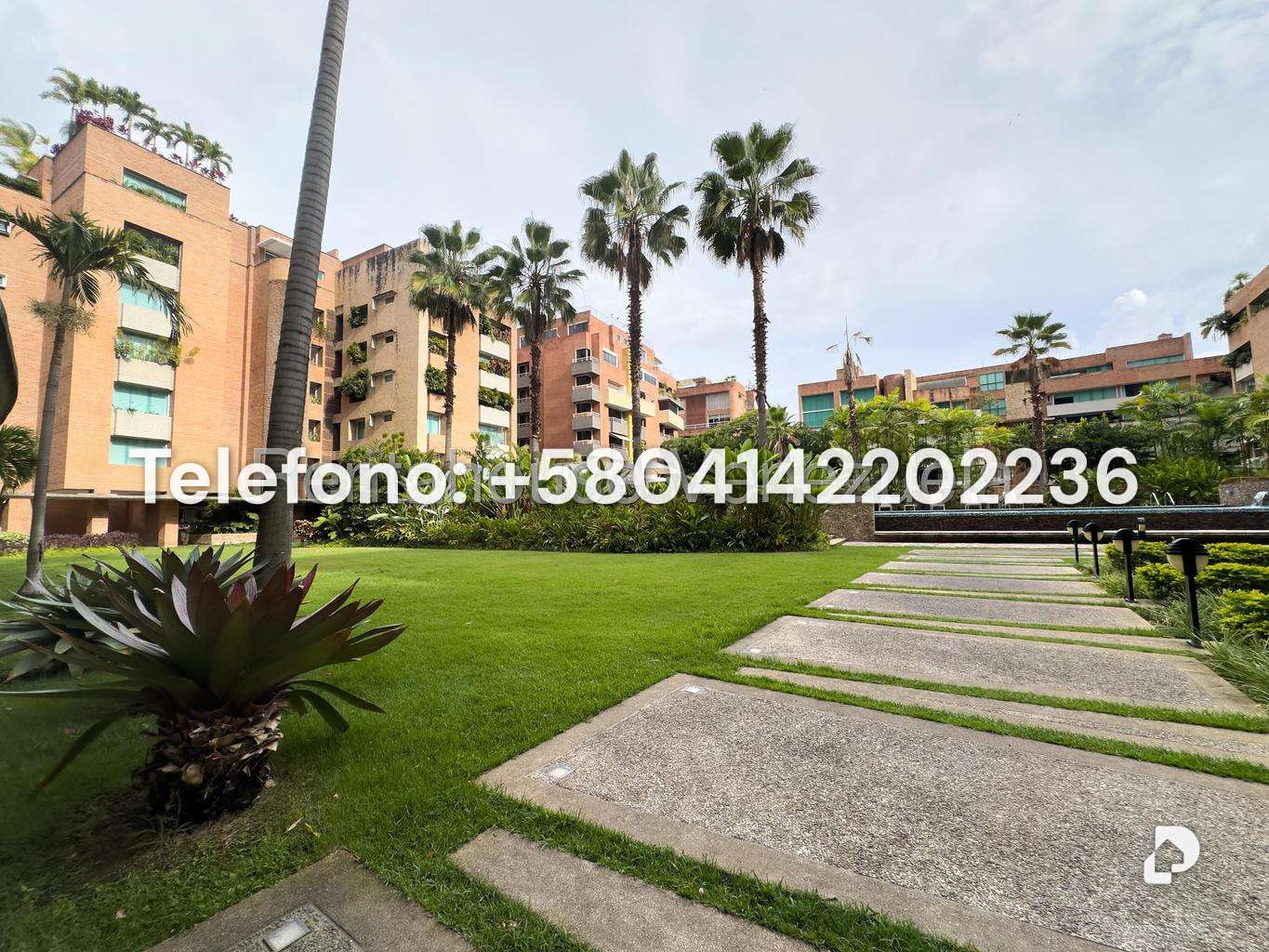 Apartamento en Campo Alegre, Caracas – 28