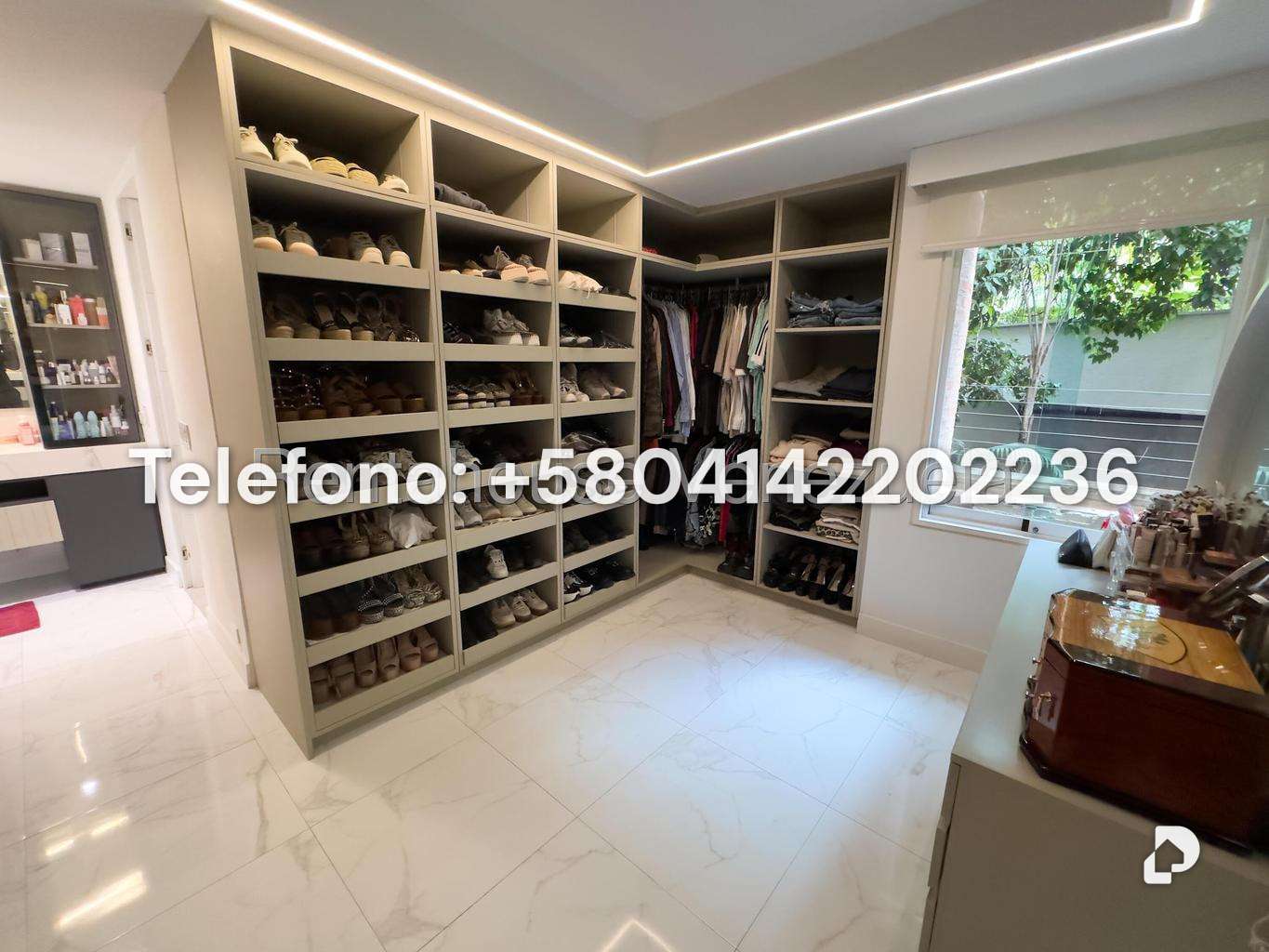 Apartamento en Campo Alegre, Caracas – 22