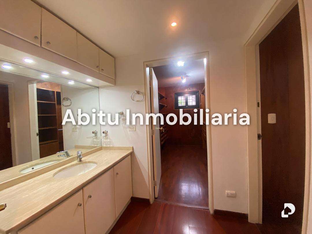 Apartamento en Altamira, Caracas – 25