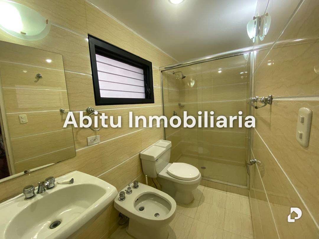 Apartamento en Altamira, Caracas – 18