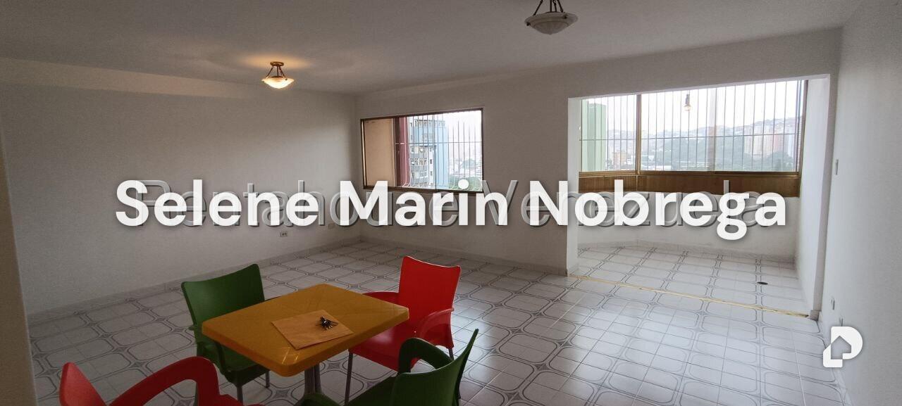 Apartamento en El Paraíso, Caracas – 3
