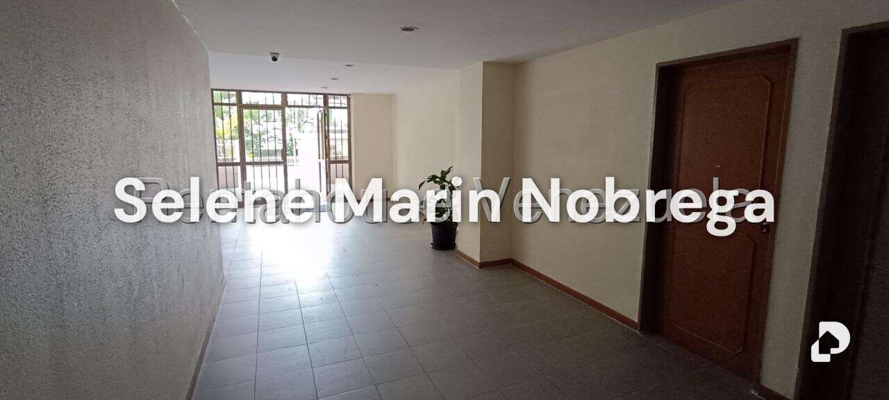 Apartamento en El Paraíso, Caracas – 24
