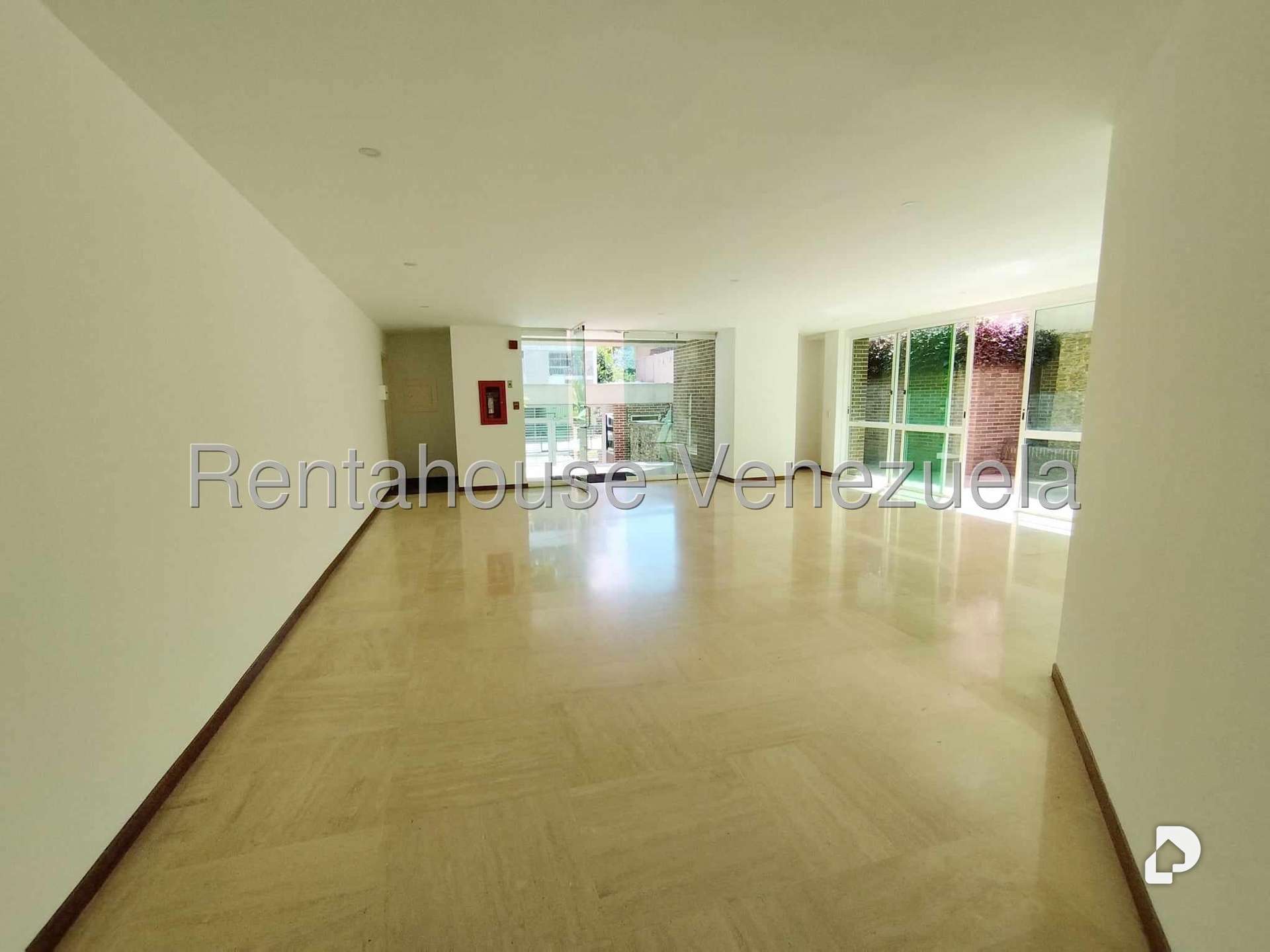Apartamento en Los Naranjos de las Mercedes, Caracas – 14