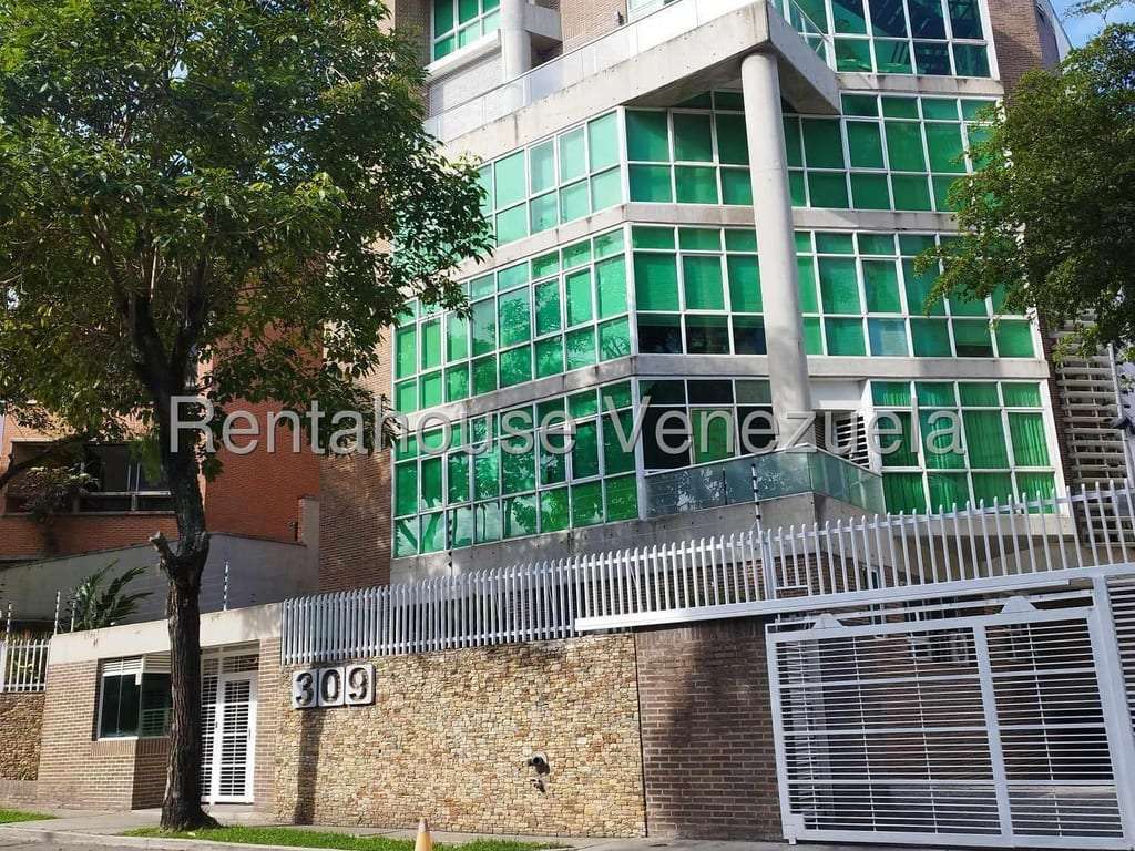 Apartamento en Los Naranjos de las Mercedes, Caracas