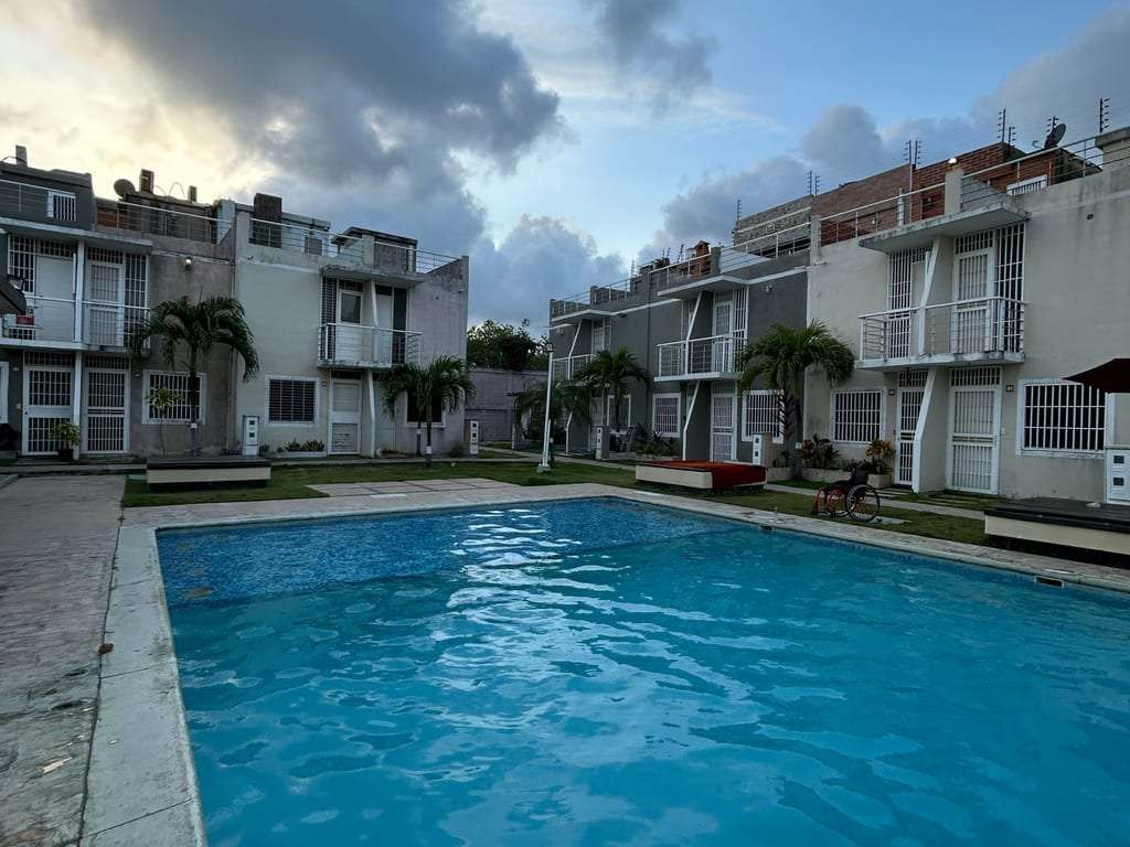 Townhouse en Tucacas - 1