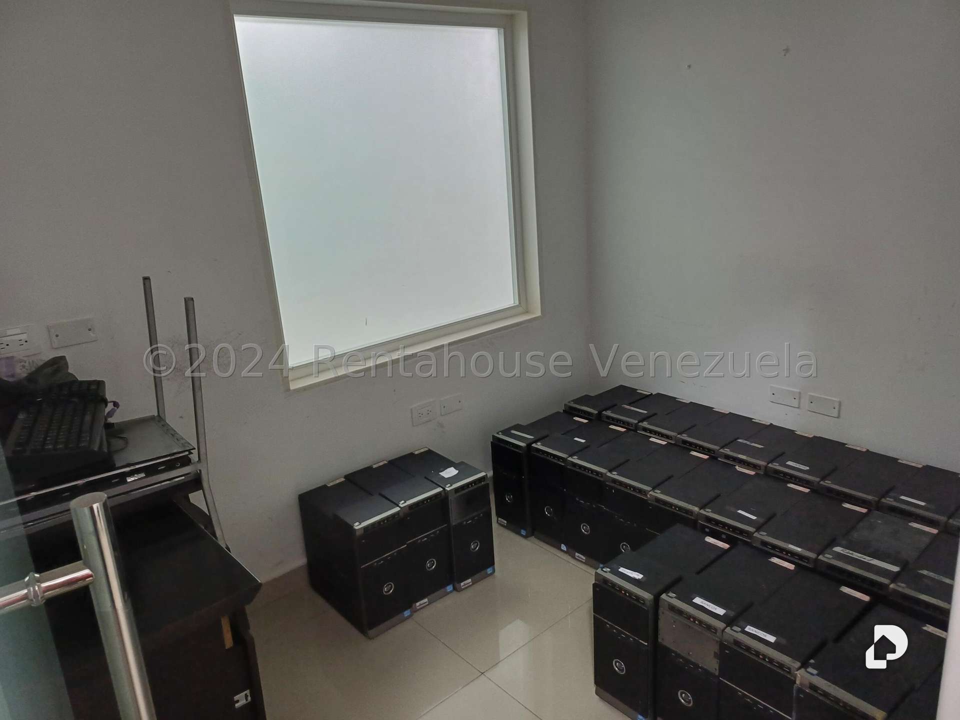 Edificio en Campo Claro, Caracas – 12