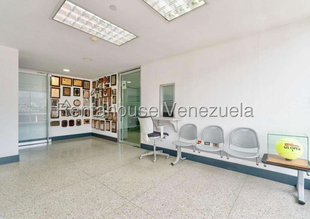 Edificio en Los Ruices, Caracas