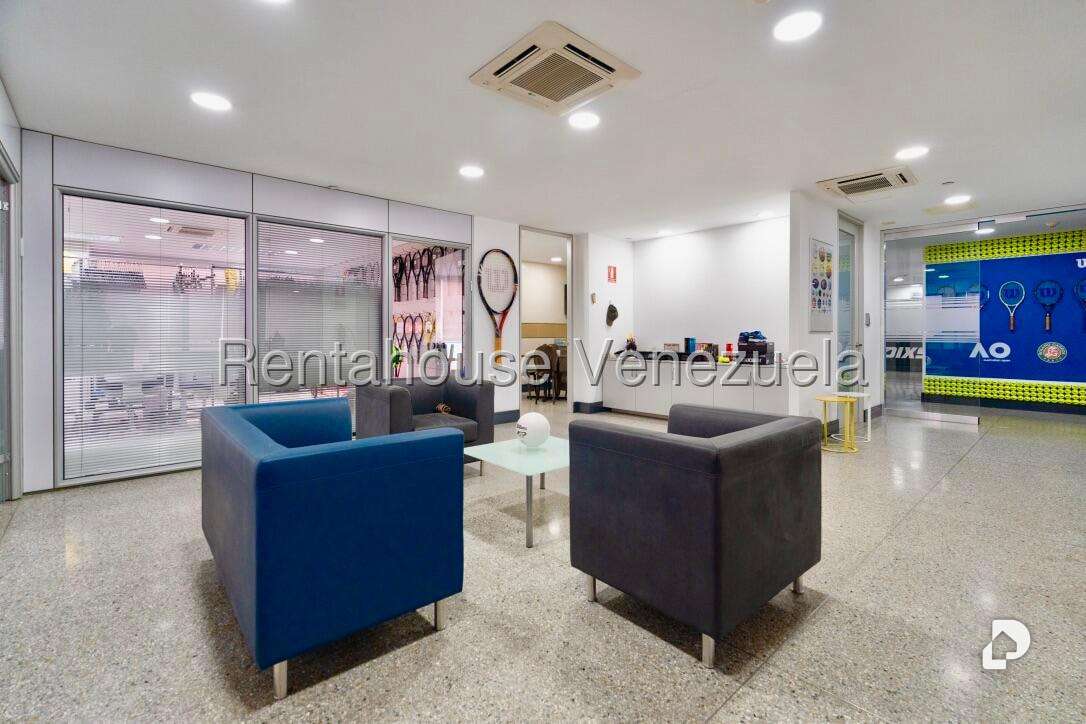 Edificio en Los Ruices, Caracas – 12
