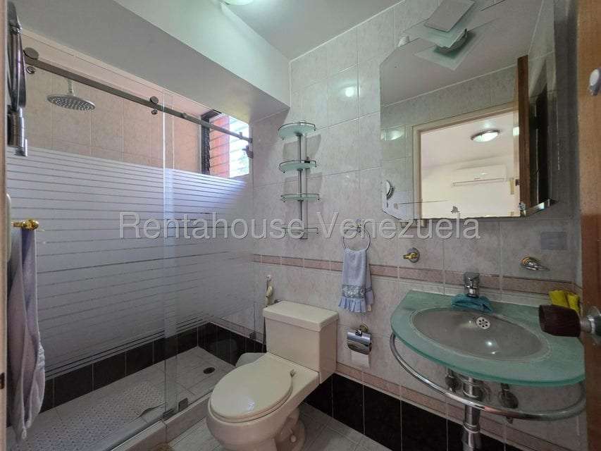 Apartamento en La Bonita, Caracas
