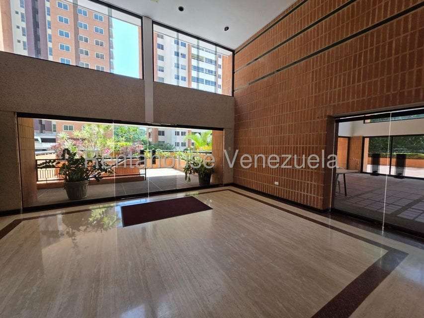 Apartamento en La Bonita, Caracas