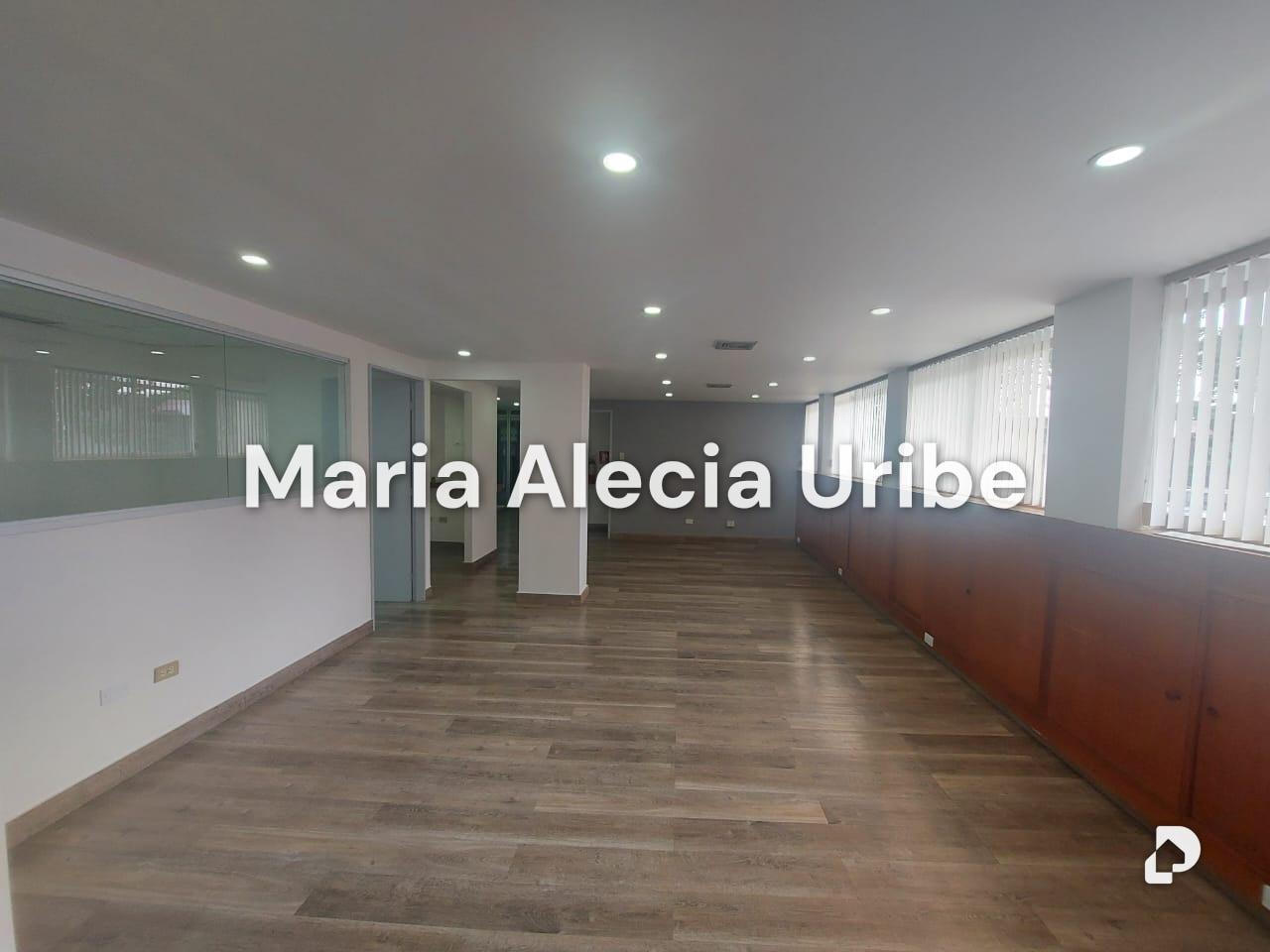 Oficina en Los Palos Grandes, Caracas – 4