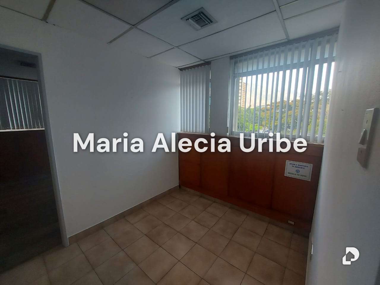 Oficina en Los Palos Grandes, Caracas – 10