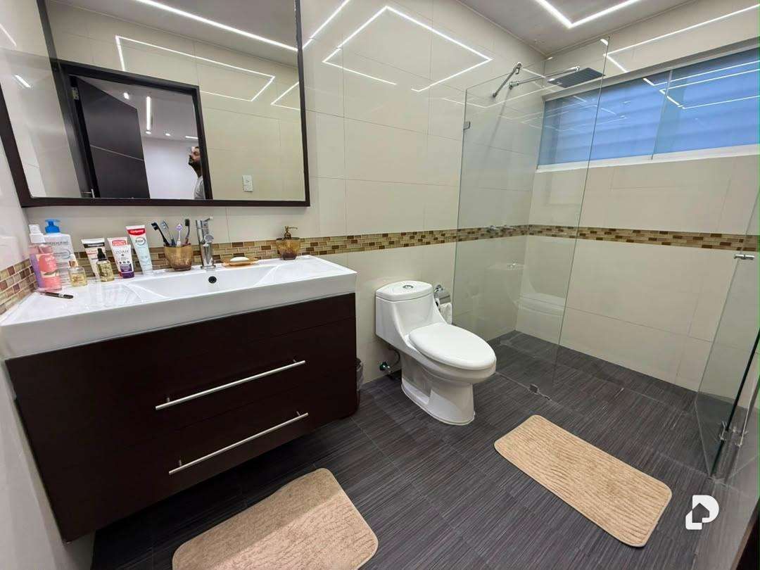 Apartamento en Santa Fe Sur, Caracas – 11