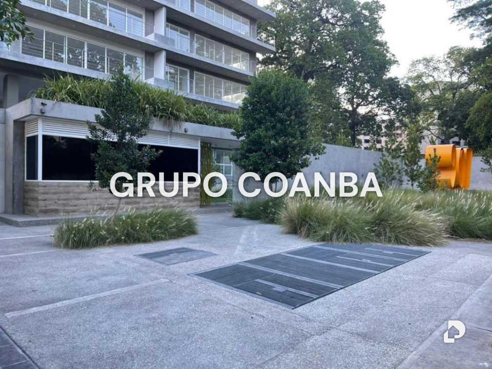 Apartamento en Country Club, Caracas – 3