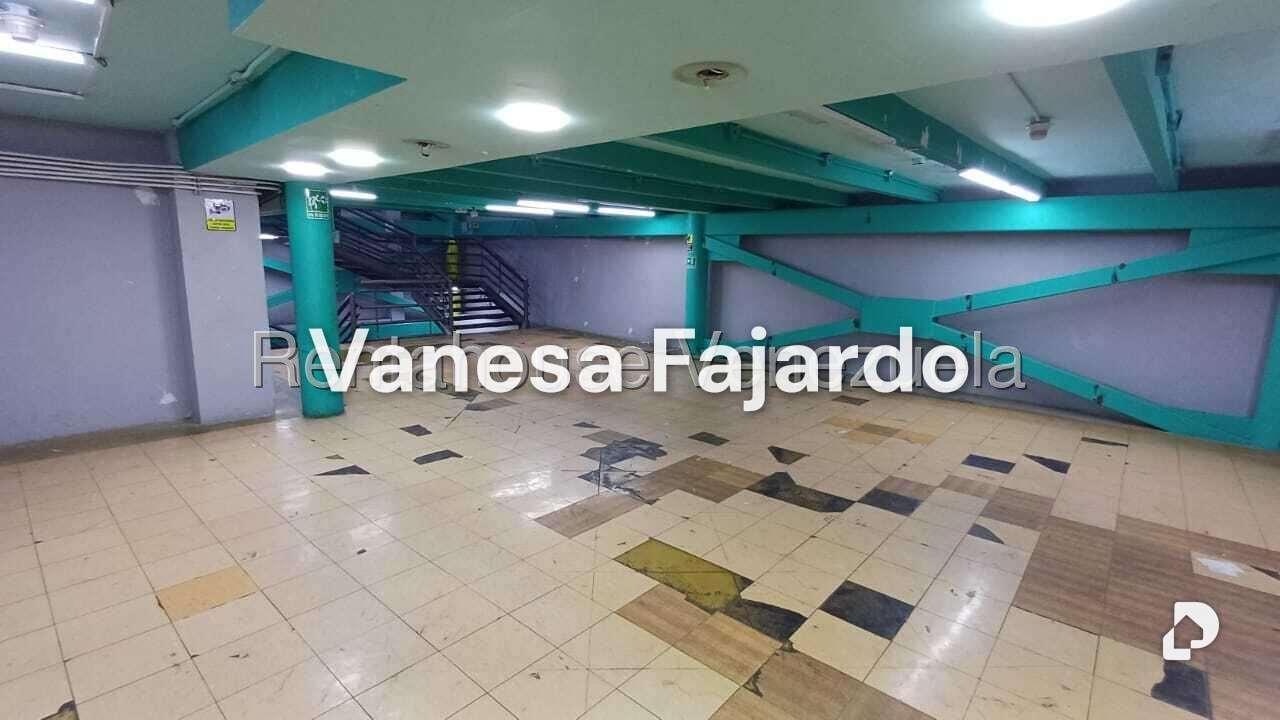 Local comercial en Parroquia Catedral, Caracas – 15