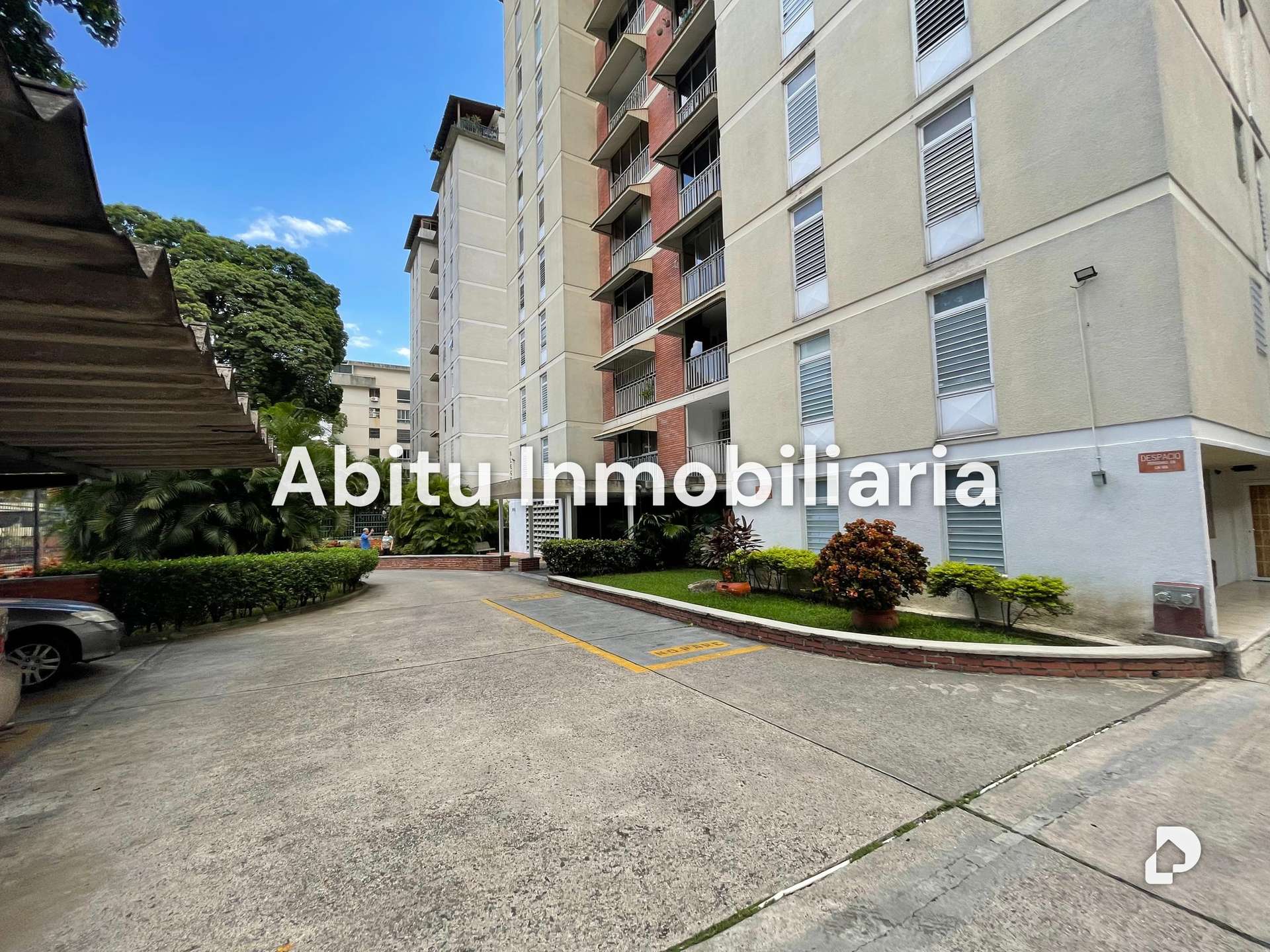 Apartment in Santa Eduvigis, Caracas – 3
