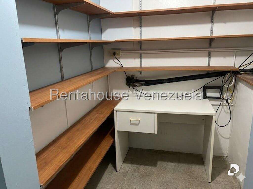 Local comercial en Macaracuay, Caracas – 14