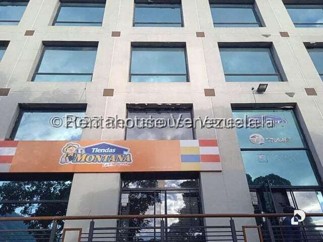 Local comercial en La Urbina, Caracas – 1