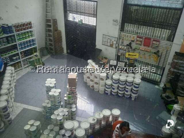 Local comercial en La Urbina, Caracas – 2