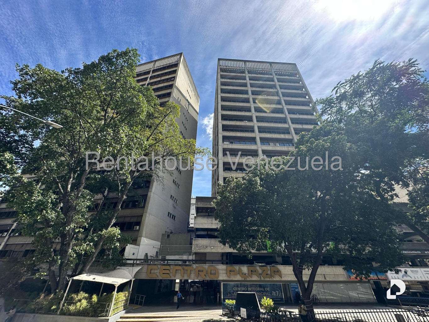 Oficina en Los Palos Grandes, Caracas – 1